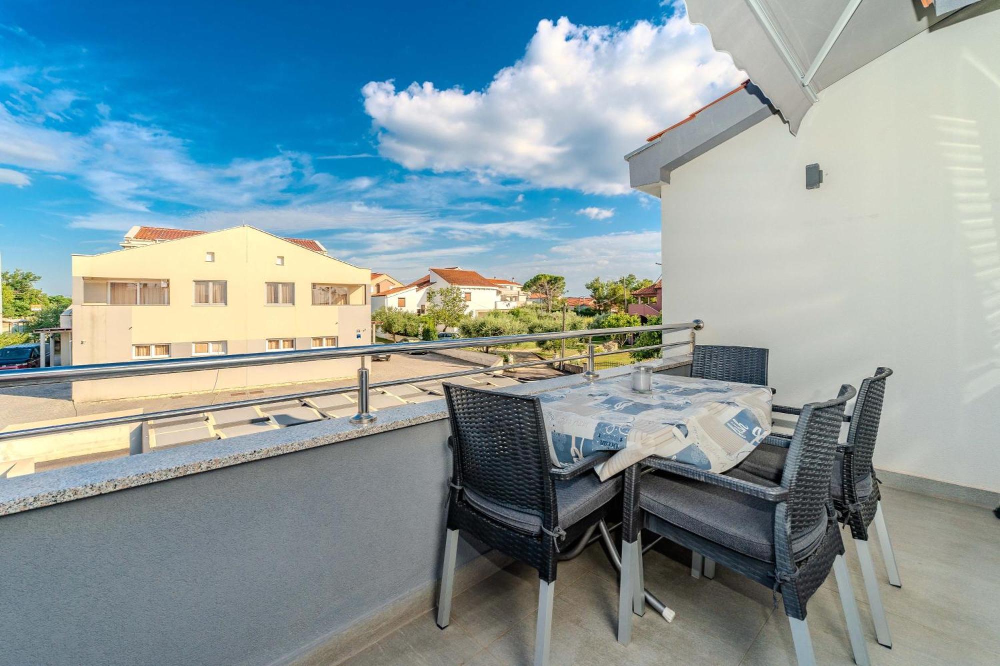 Apartments Dalmatia (Adults Only) Privlaka  Dış mekan fotoğraf