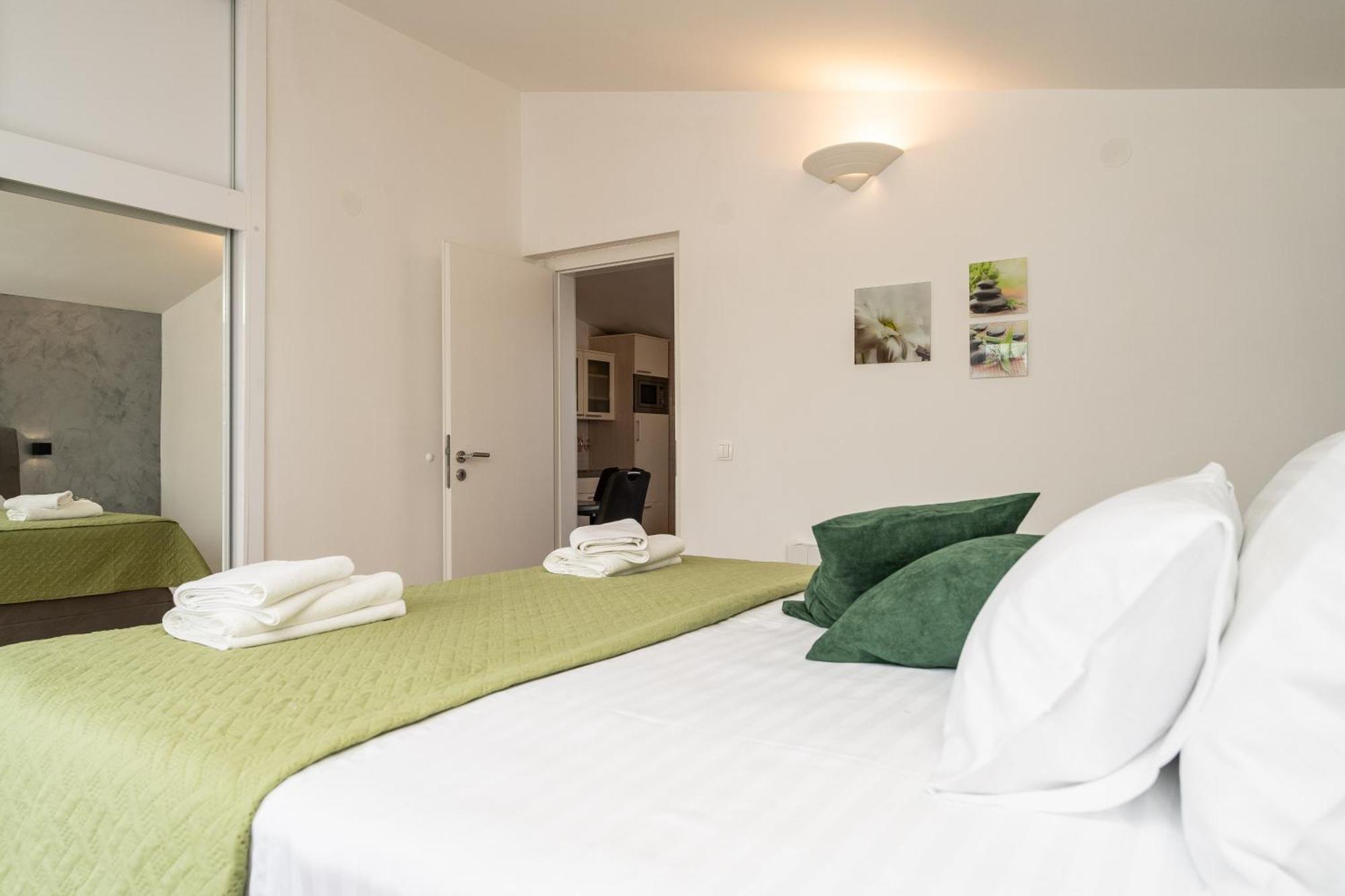 Apartments Dalmatia (Adults Only) Privlaka  Dış mekan fotoğraf