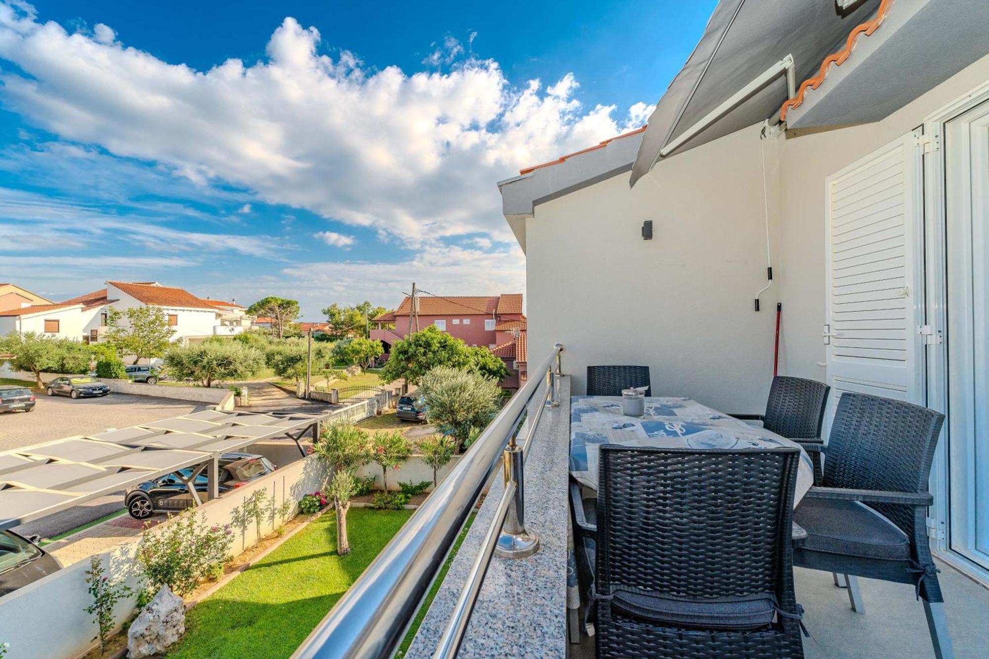 Apartments Dalmatia (Adults Only) Privlaka  Dış mekan fotoğraf