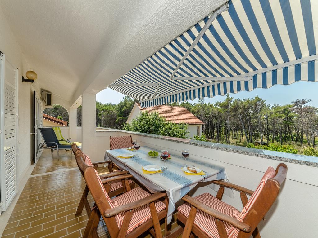 Apartments Dalmatia (Adults Only) Privlaka  Dış mekan fotoğraf