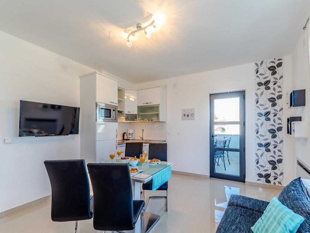 Apartments Dalmatia (Adults Only) Privlaka  Dış mekan fotoğraf